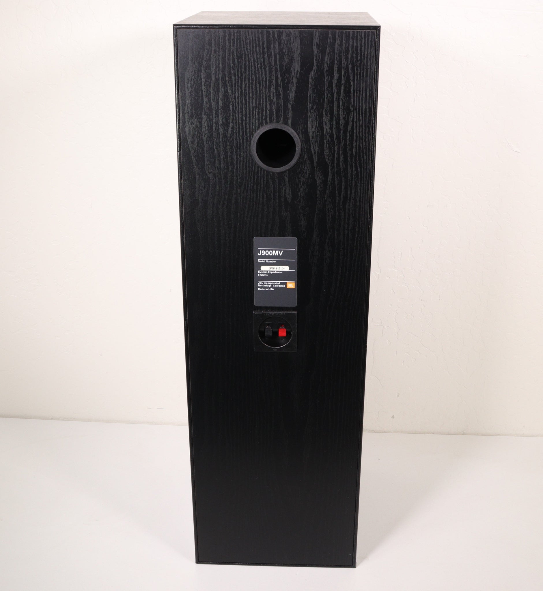 JBL J900MV Tower Speaker Pair Set 3 Way System 8 Ohms 10 to 150 Watts