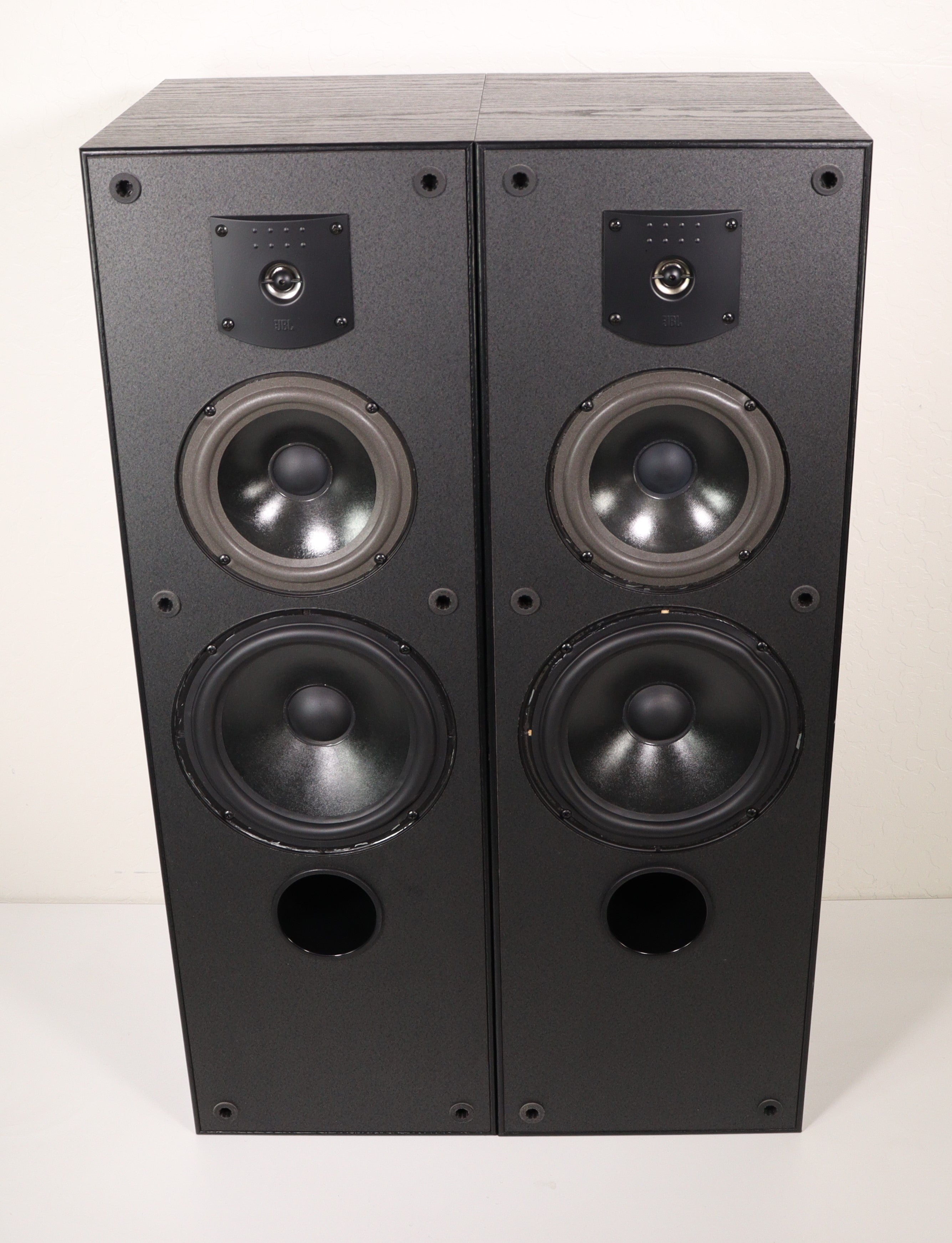 Jbl best sale sound tower