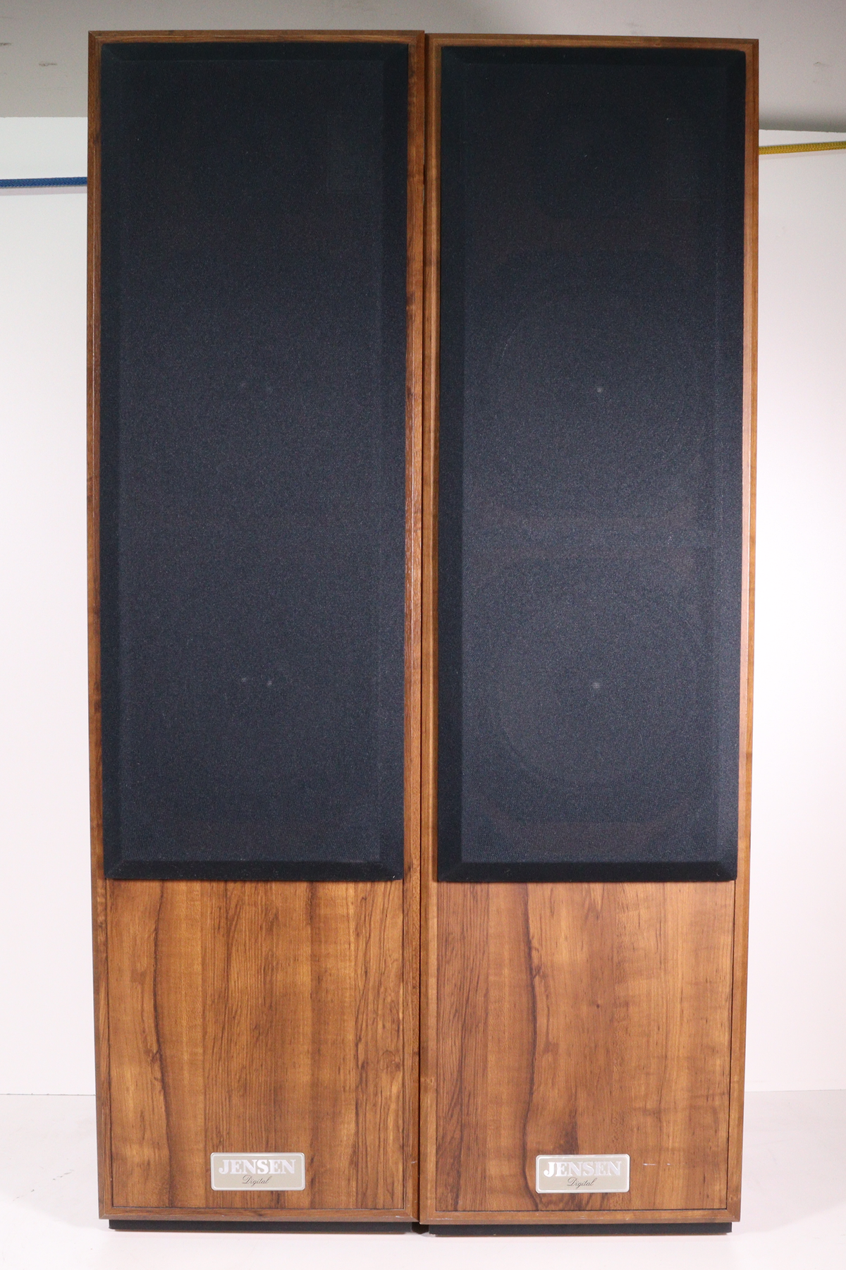 アンティーク/レトロ//ジェンセン/3080/3way/ビンテージ/スピーカー/インテリア JENSEN 3080 Vintage Digital Tower Speakers (Pair) — SpenCertified