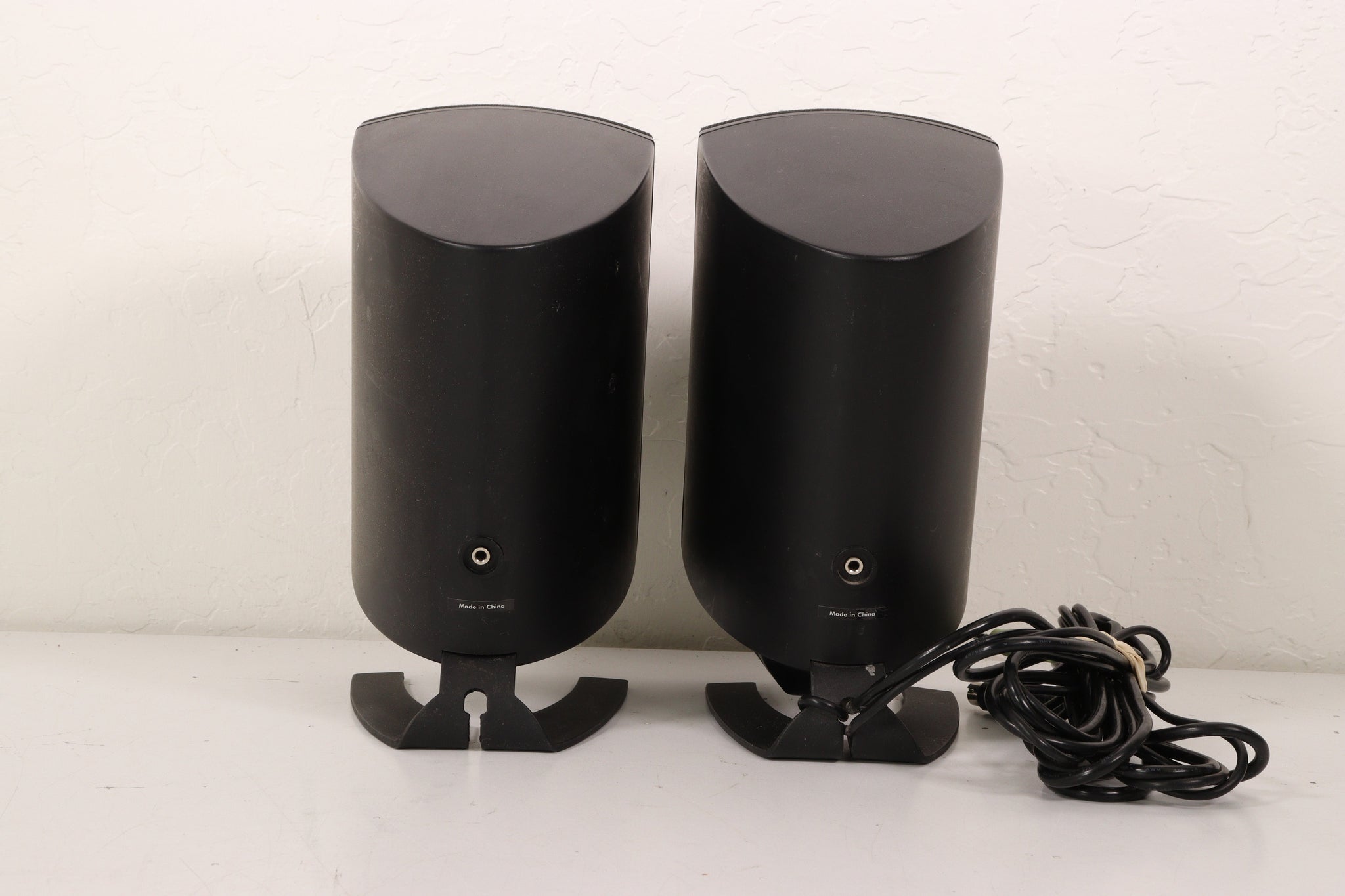 Klipsch THX Small Bookshelf Speakers (Requires Amplifier)