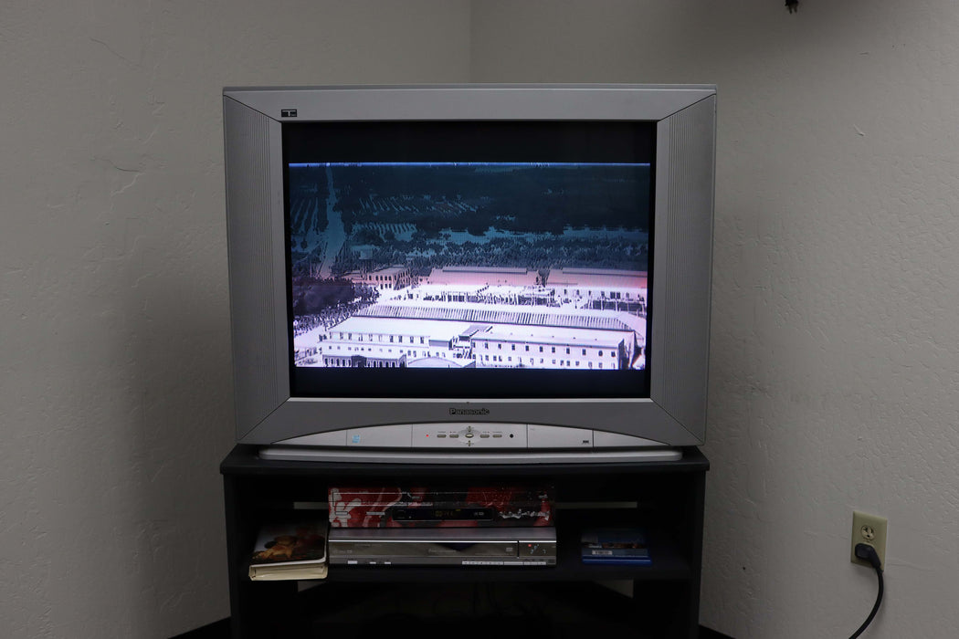 Panasonic CT-32SL14J 32 Inch Big Screen Tube TV Gaming Component Video RGB-Televisions-SpenCertified-vintage-refurbished-electronics