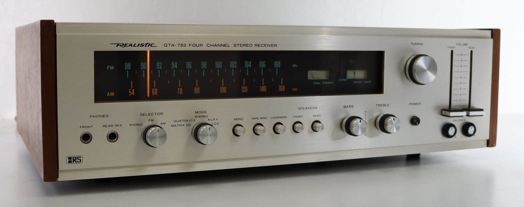 Realistic QTA-752 Four Channel Stereo Receiver Silver Face Amplifier Phono 4 Channel Tape Connection-Audio & Video Receivers-SpenCertified-vintage-refurbished-electronics