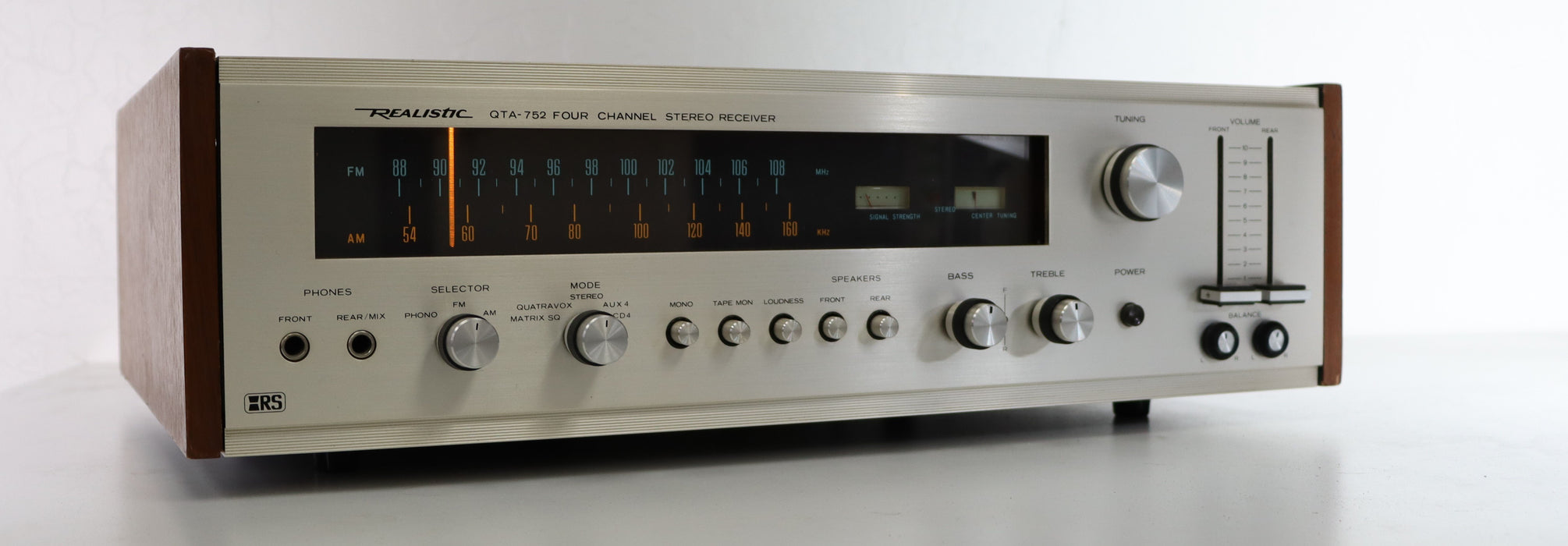 Realistic QTA-752 Four Channel Stereo Receiver Silver Face Amplifier Phono 4 Channel Tape Connection-Audio & Video Receivers-SpenCertified-vintage-refurbished-electronics