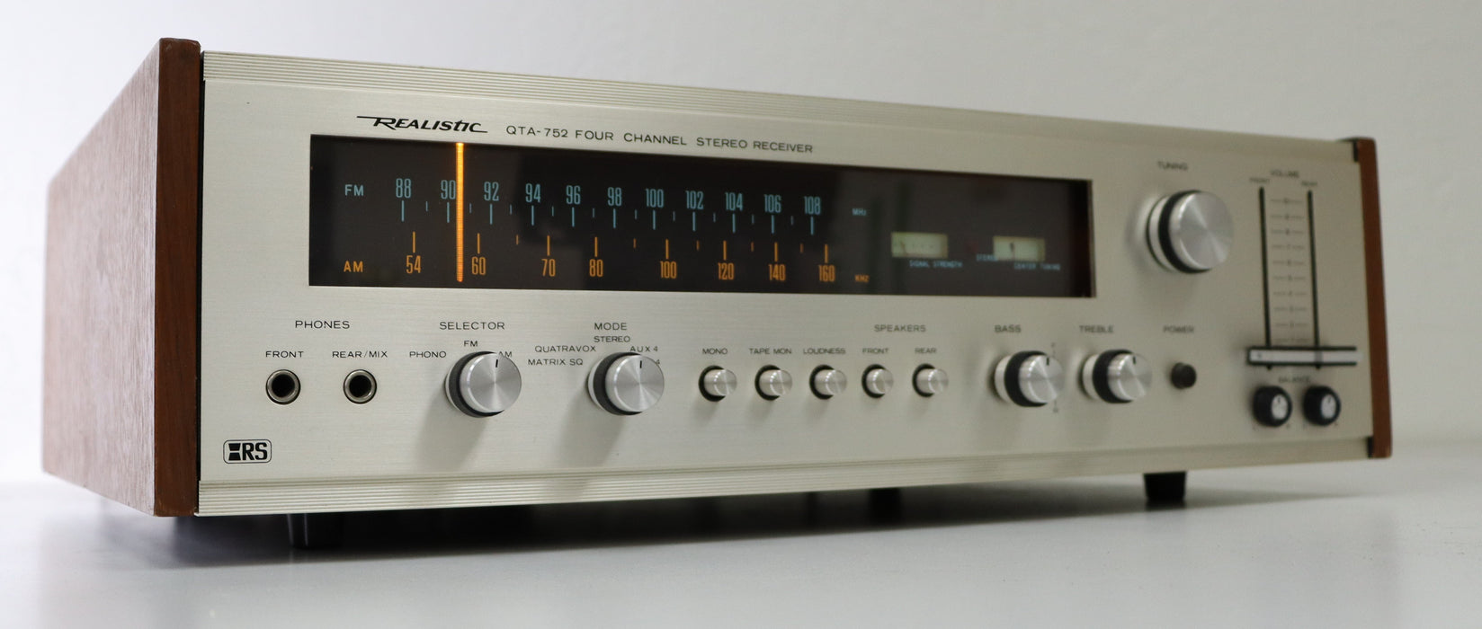 Realistic QTA-752 Four Channel Stereo Receiver Silver Face Amplifier Phono 4 Channel Tape Connection-Audio & Video Receivers-SpenCertified-vintage-refurbished-electronics