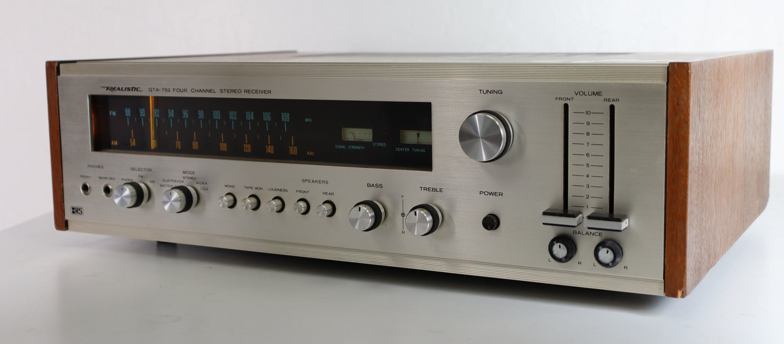 Realistic QTA-752 Four Channel Stereo Receiver Silver Face Amplifier Phono 4 Channel Tape Connection-Audio & Video Receivers-SpenCertified-vintage-refurbished-electronics