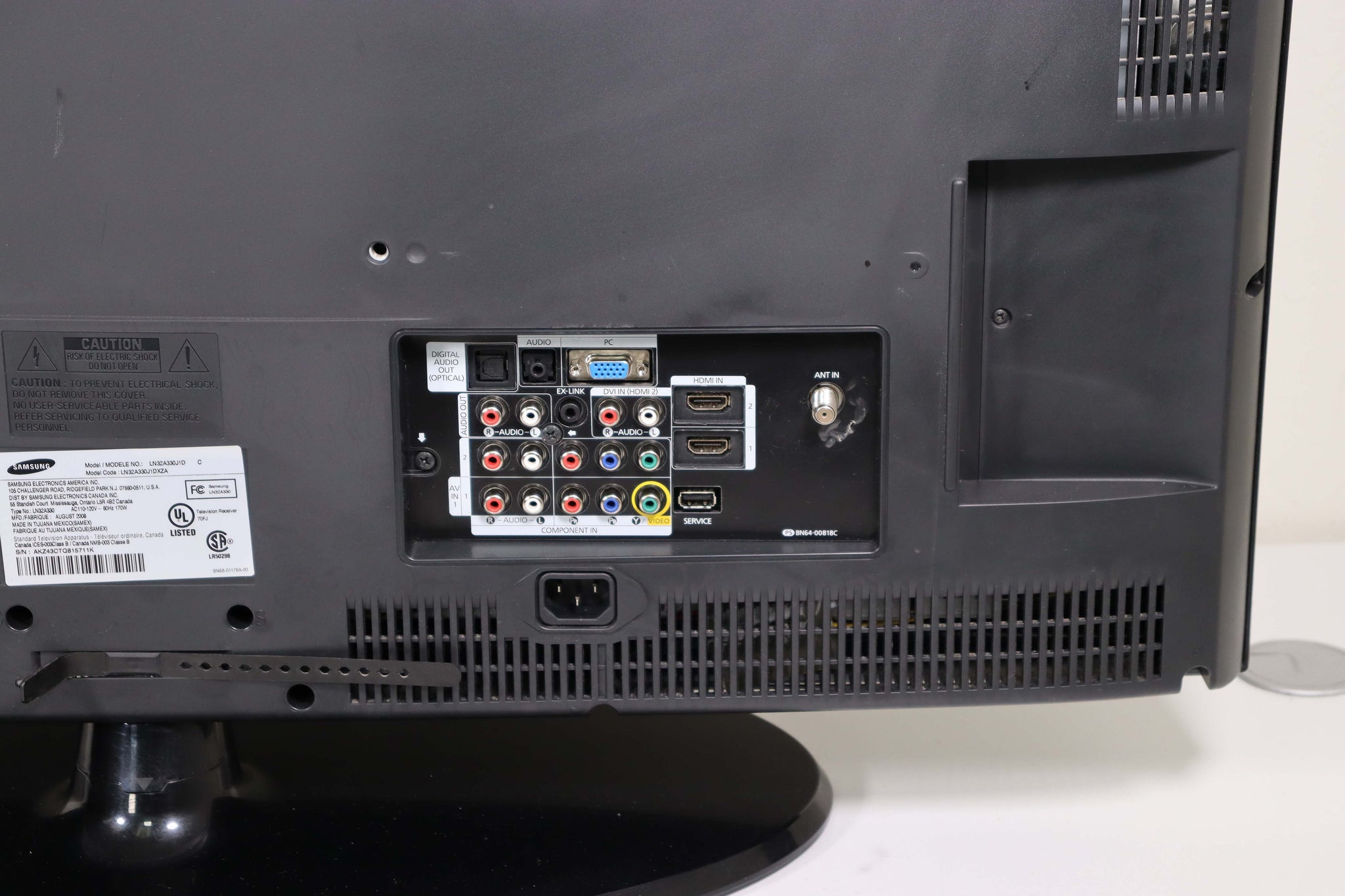 Samsung LN32A330J1D 32 Inch Flat Screen TV Television