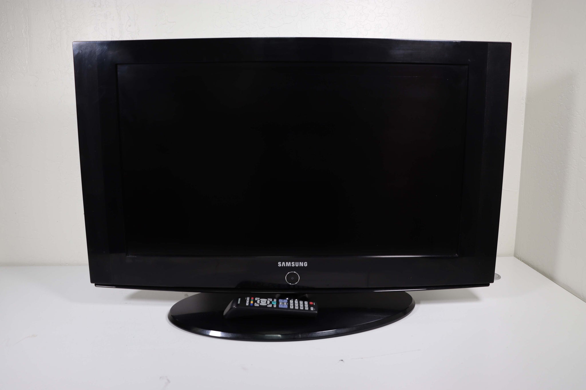 Samsung LN32A330J1D 32 Inch Flat Screen TV Television samsung-ln32a330j1d-32-inch-flat-screen-tv-television