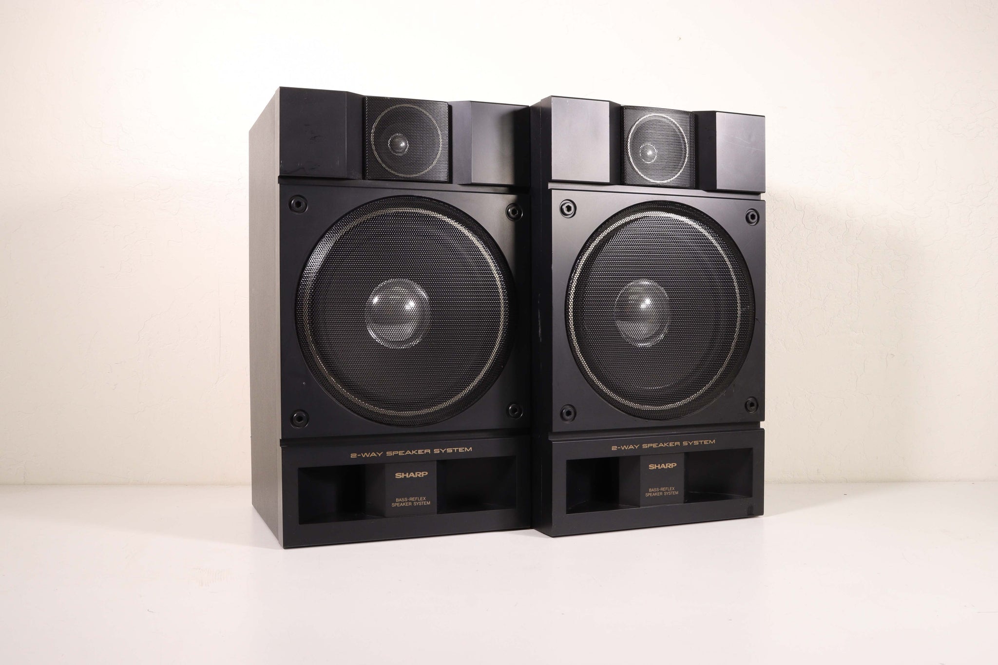 Sharp CP-950 Bookshelf Speaker Pair