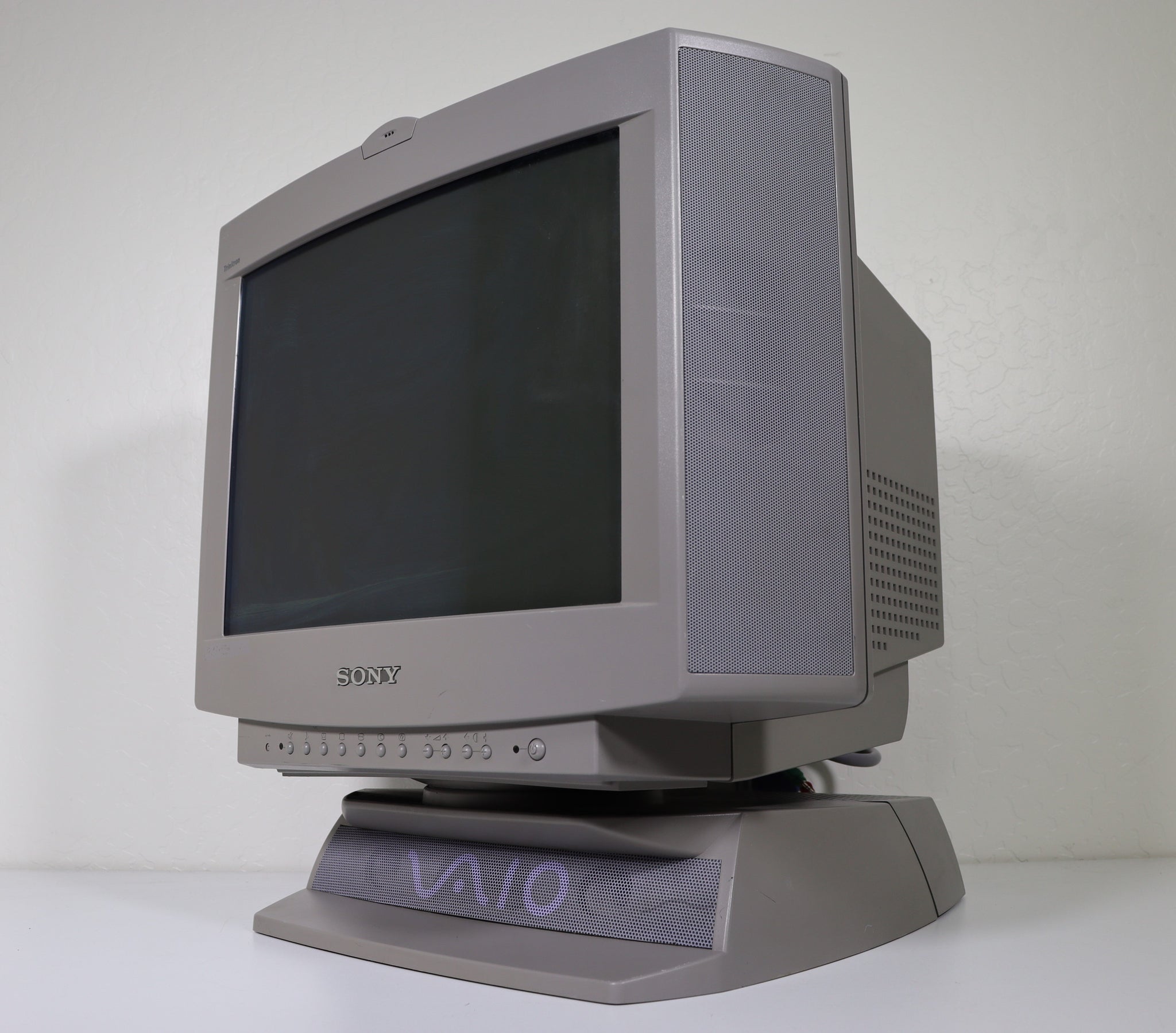 Sony CPD-220VS Trinitron Color Computer Display with Speaker Vintage V