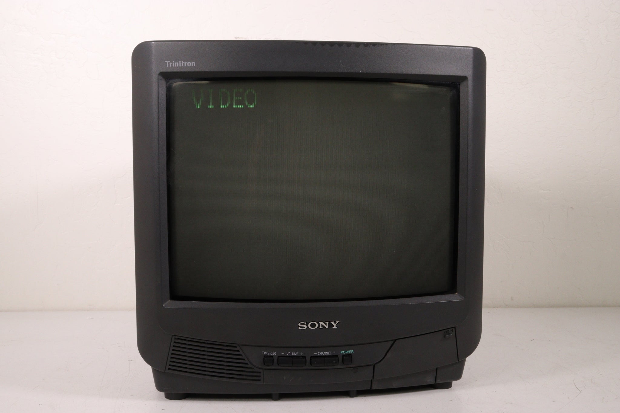 Sony Kv-13m20 Tube Tv Trinitron (no Remote)