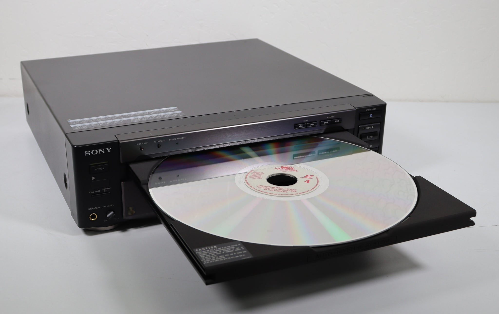 Sony MDP800 CD CDV LD LaserDisc Player Home Video SVideo Made in Jap