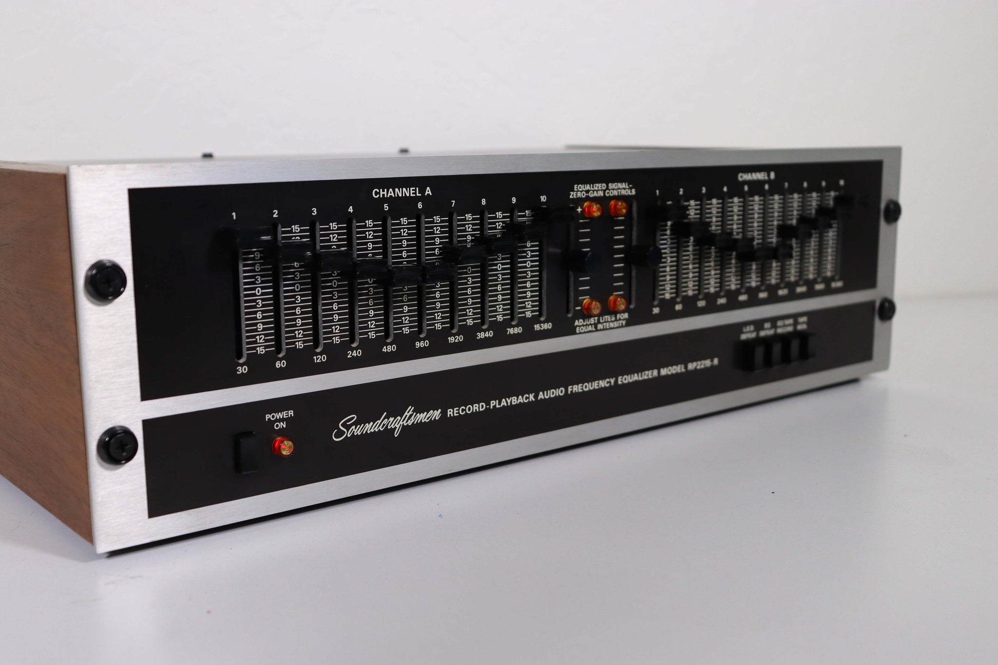 Soundcraftsman Record Playback Audio Frequency Equalizer RP2215-R EQ