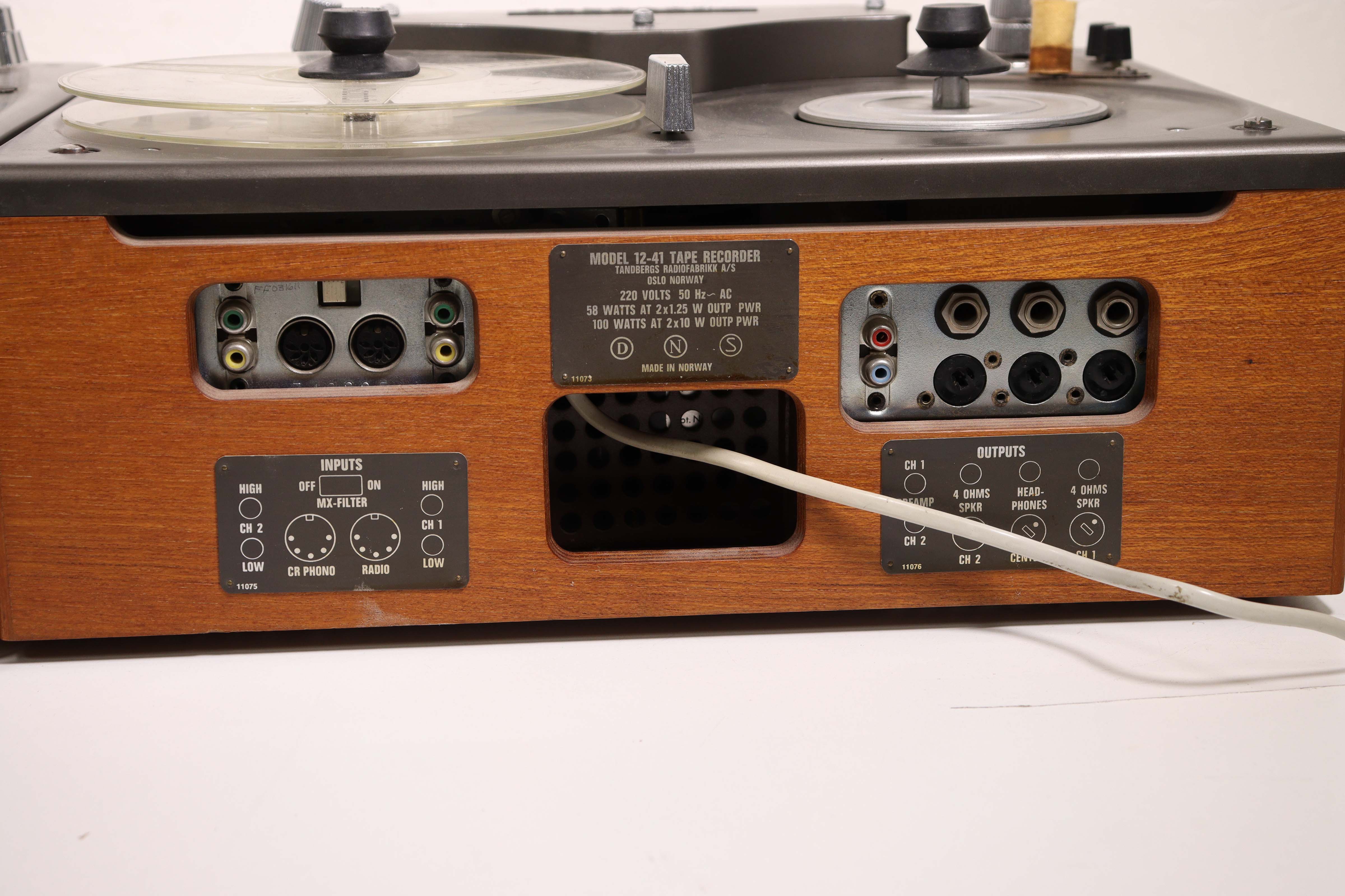 Lot 61 - Vintage Tandberg TD 29 A Reel-to-Reel Tape Player