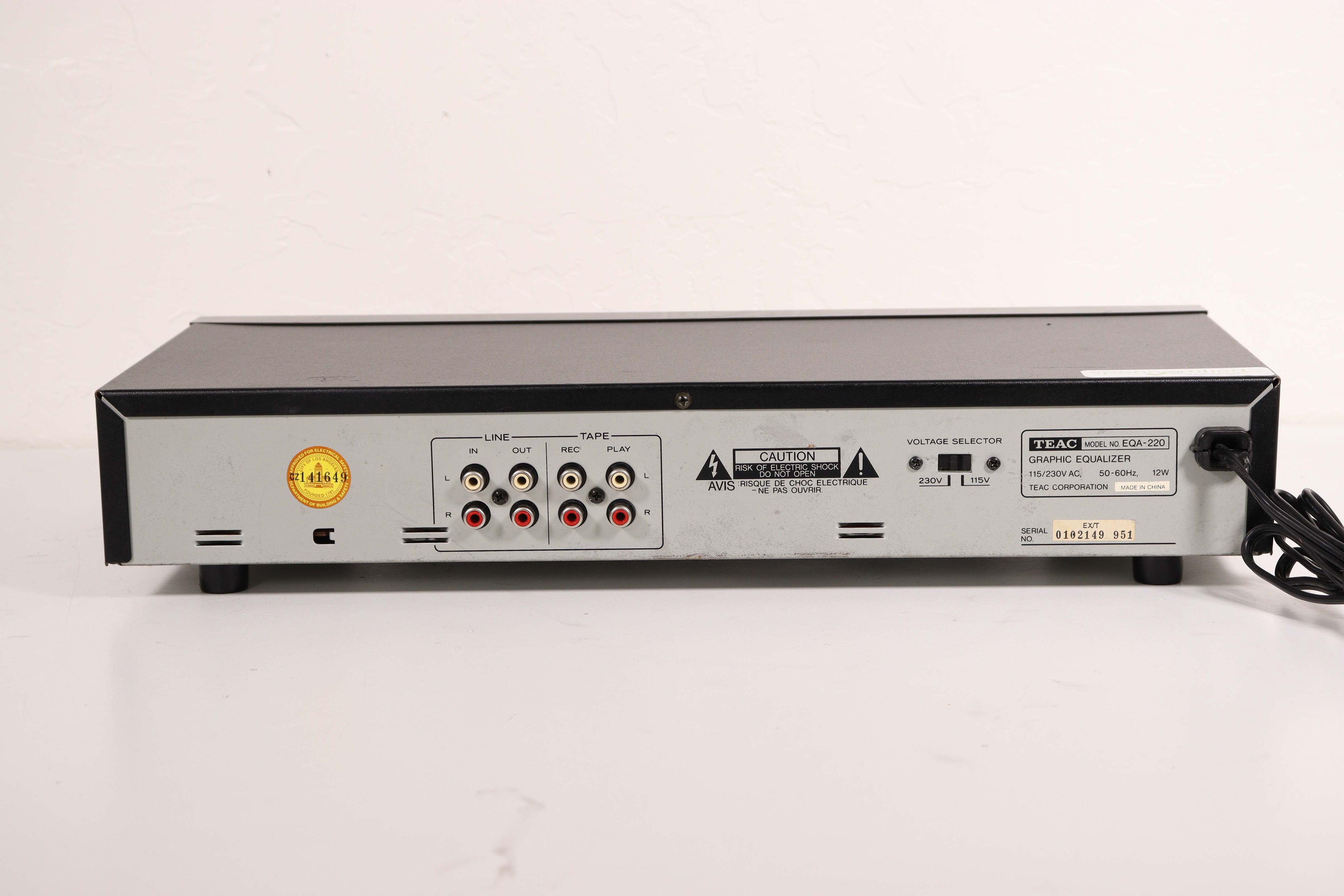 Teac EQA-220 10 Band Graphic Equalizer Digital Spectrum Analyzer Displ ...