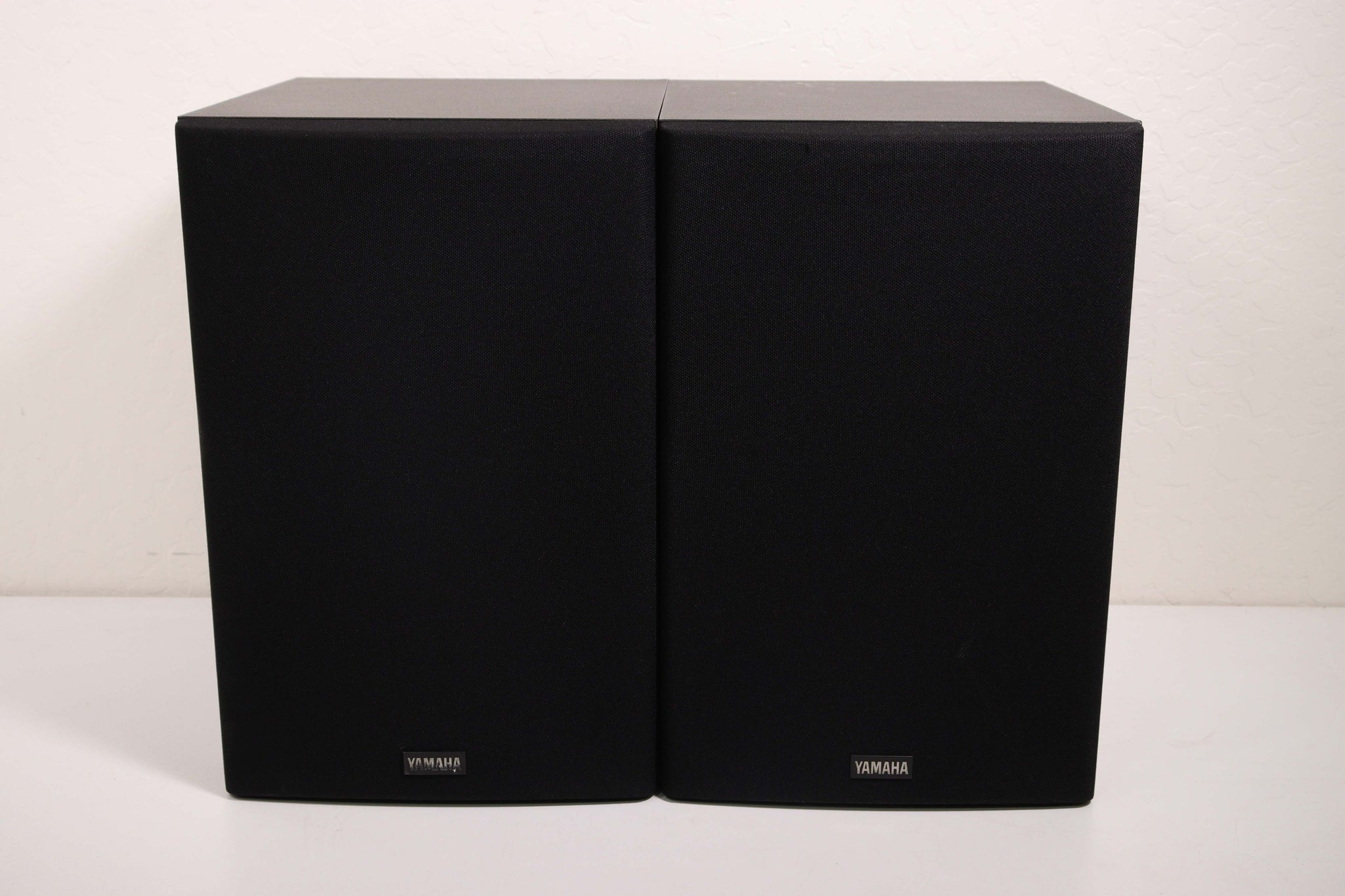 Yamaha NSA636 Small Bookshelf Speaker Pair 3 Way System 140