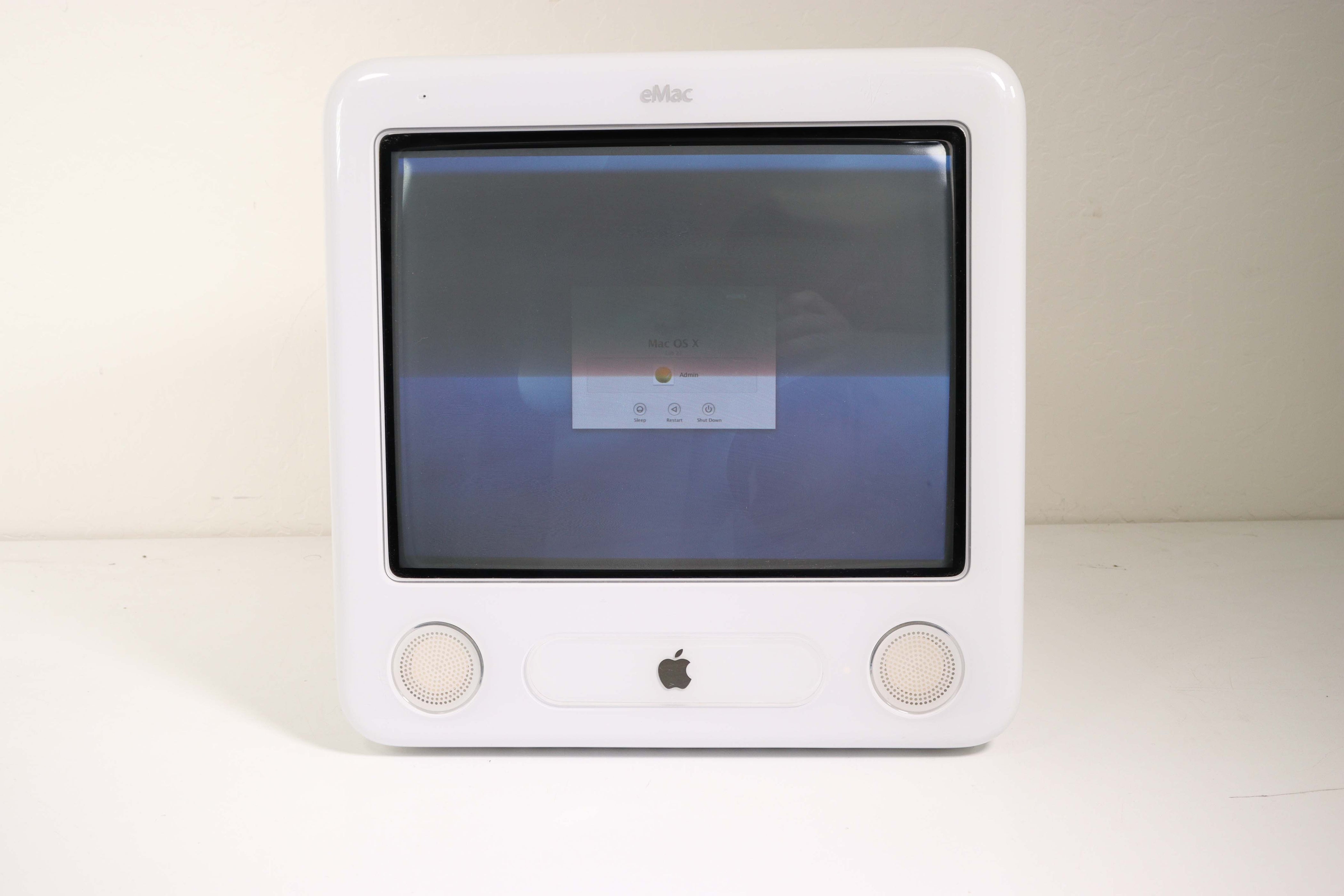 eMac Apple Computer A1002 Vintage Tube Monitor Computer — SpenCertified